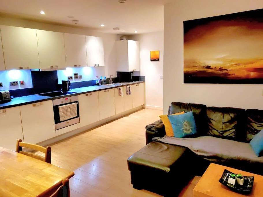 Battersea Power Station Suite Londra Esterno foto